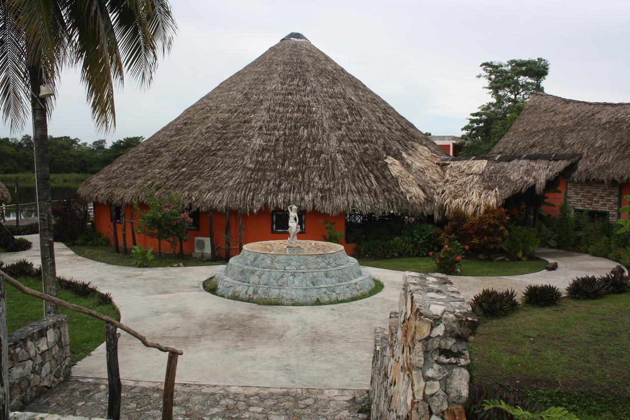 Lamanai Hotel & Marina Orange Walk Buitenkant foto