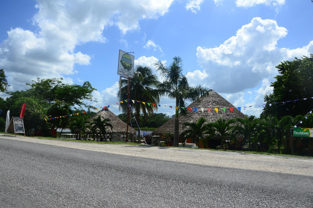 Lamanai Hotel & Marina Orange Walk Buitenkant foto