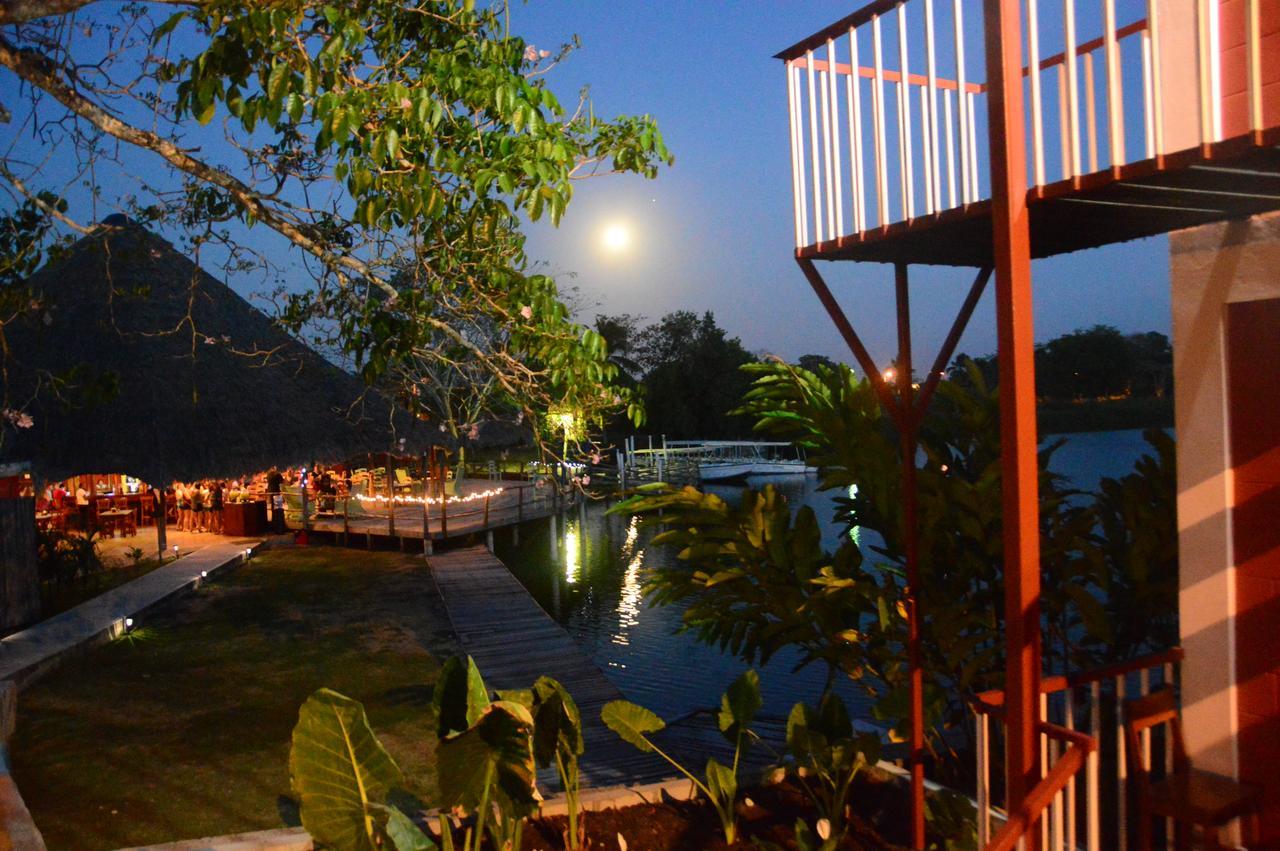 Lamanai Hotel & Marina Orange Walk Buitenkant foto