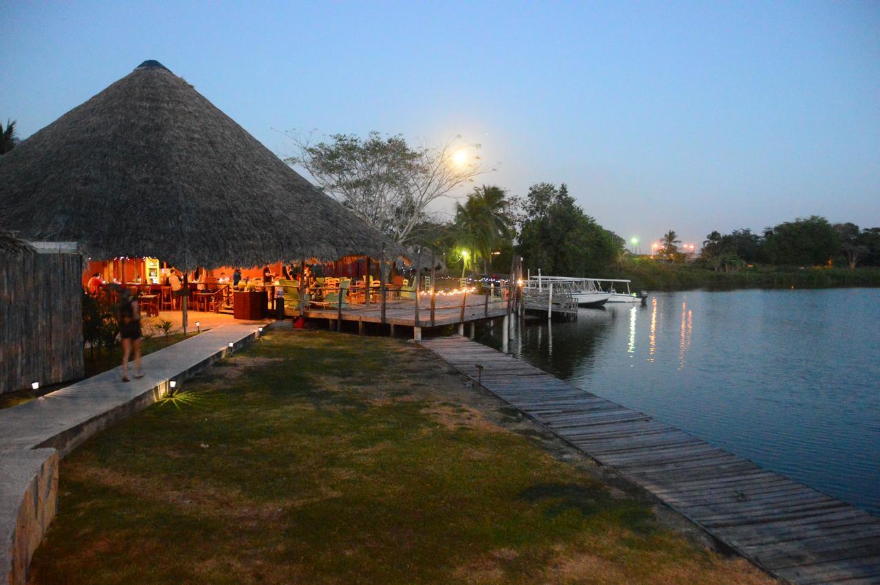 Lamanai Hotel & Marina Orange Walk Buitenkant foto