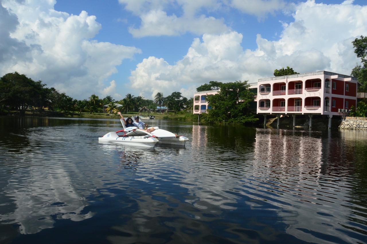 Lamanai Hotel & Marina Orange Walk Buitenkant foto