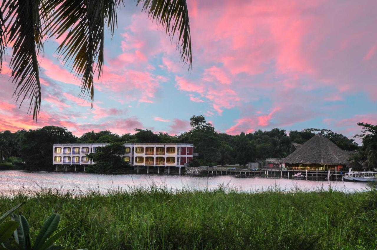 Lamanai Hotel & Marina Orange Walk Buitenkant foto