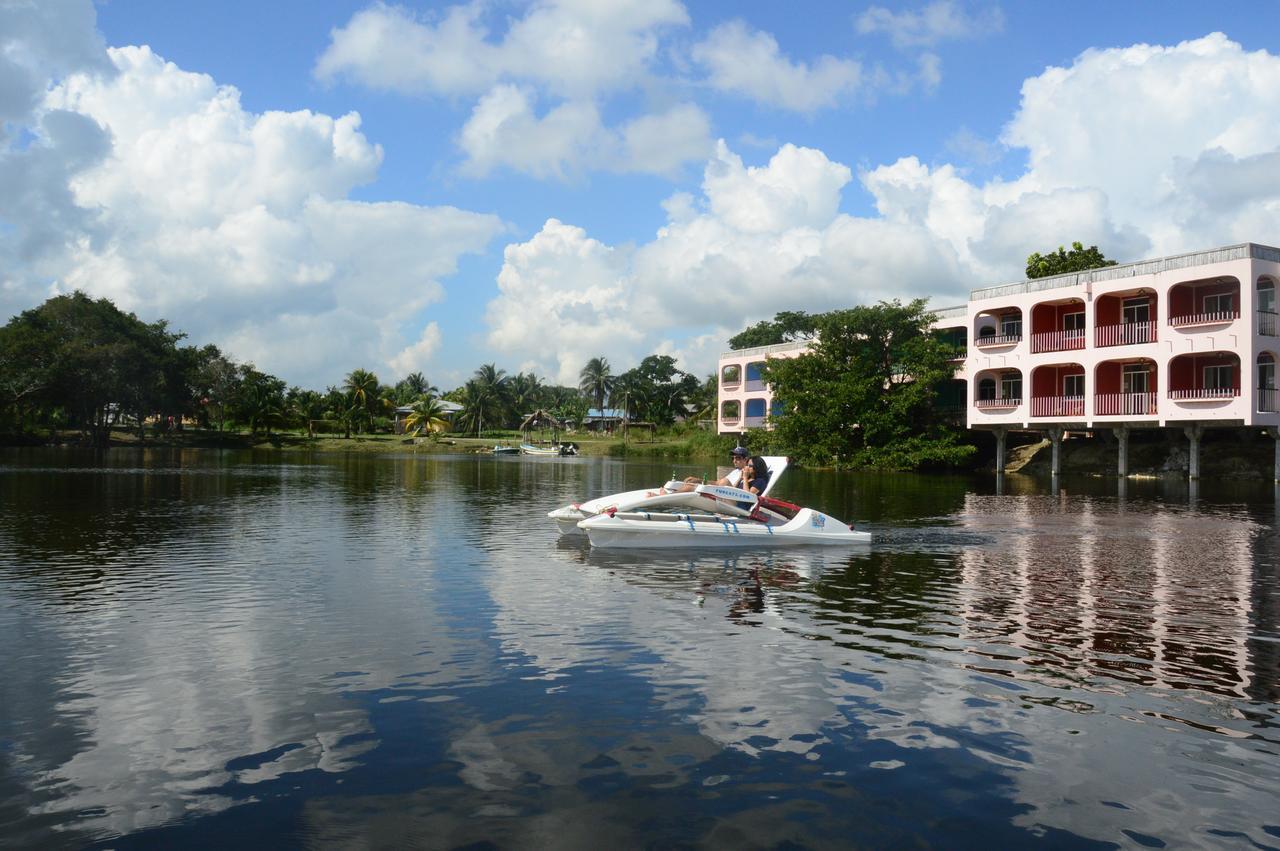 Lamanai Hotel & Marina Orange Walk Buitenkant foto