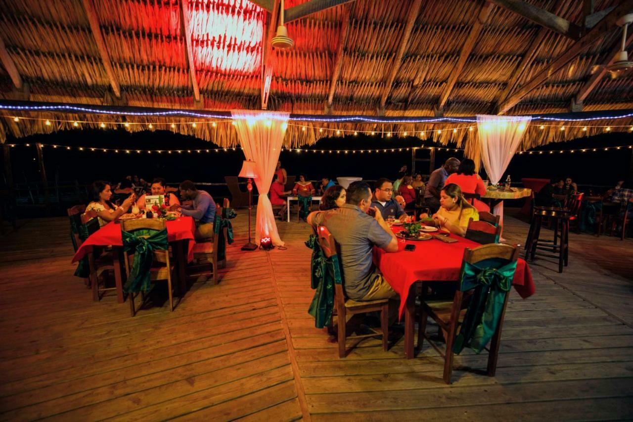 Lamanai Hotel & Marina Orange Walk Buitenkant foto